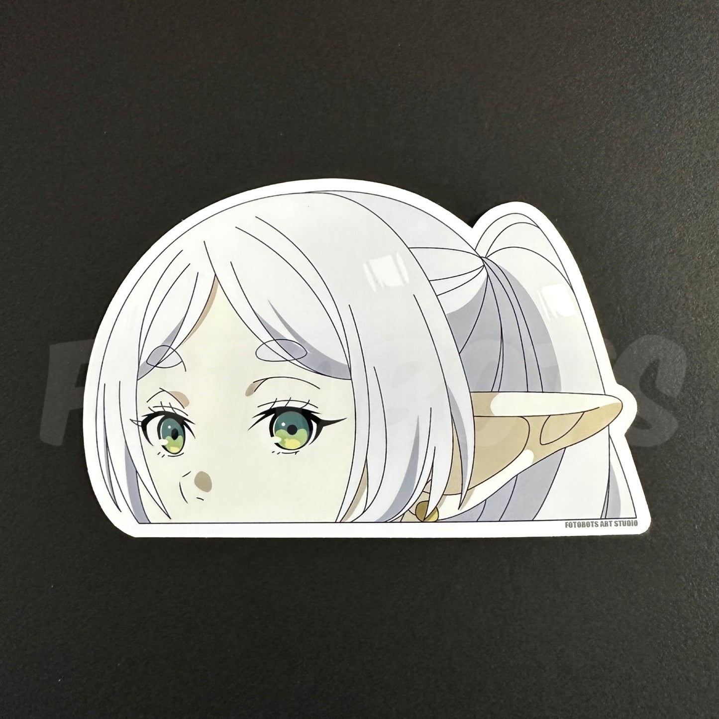 Fotobots Studio Frieren Mini Indoor Peeker Sticker